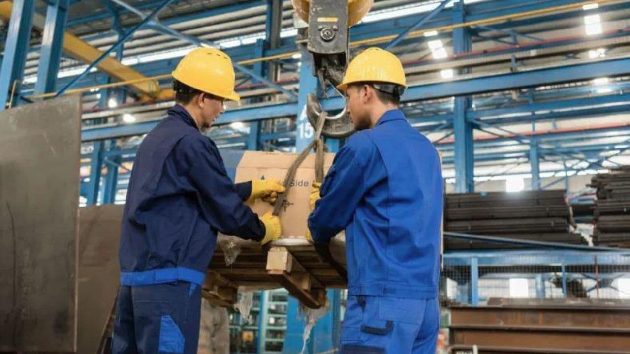 OPERARIOS METALÚRGICOS EMPRESA